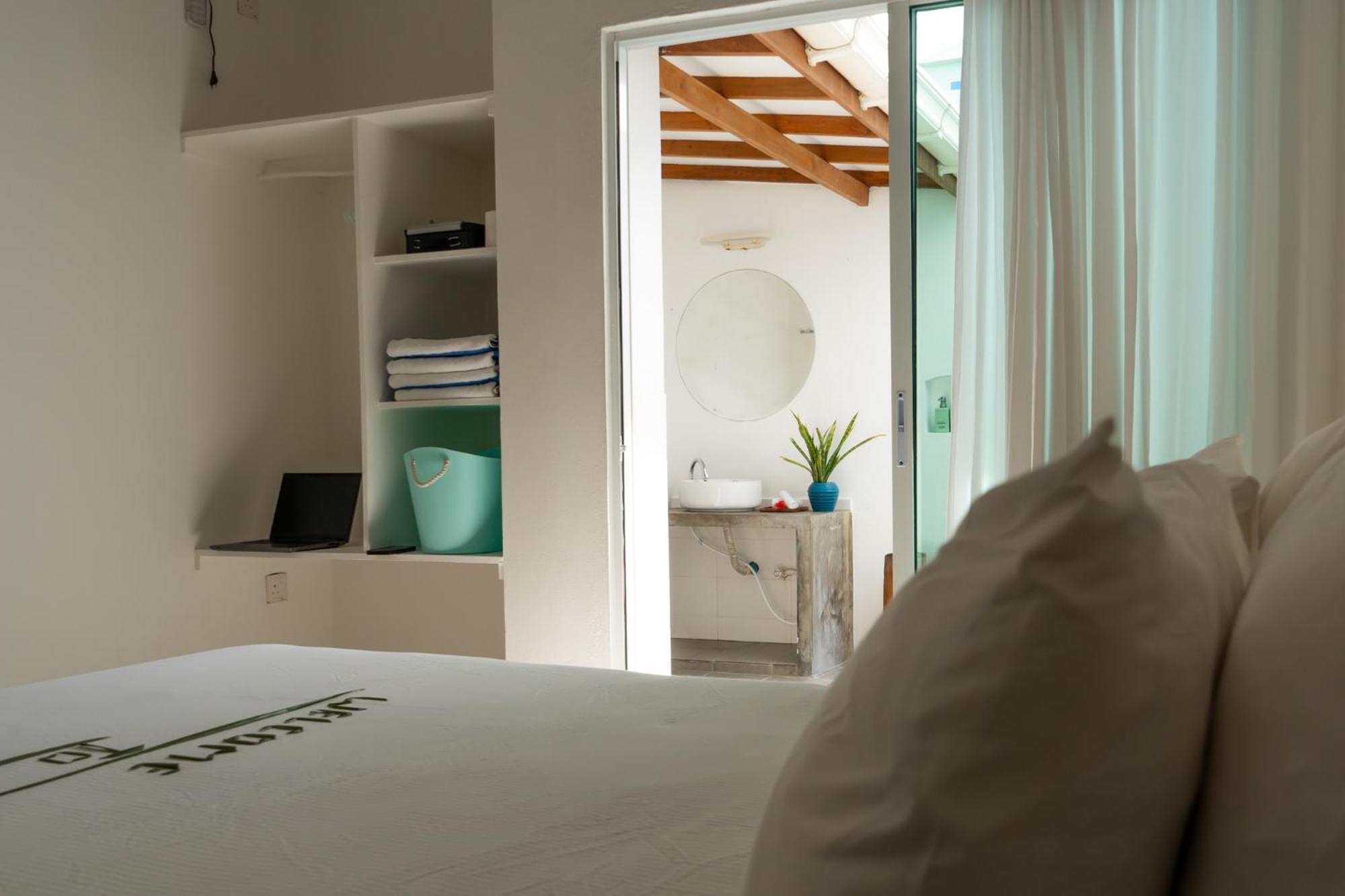מלון פלידהו Vaali Maldives Island Escapes & Dive מראה חיצוני תמונה